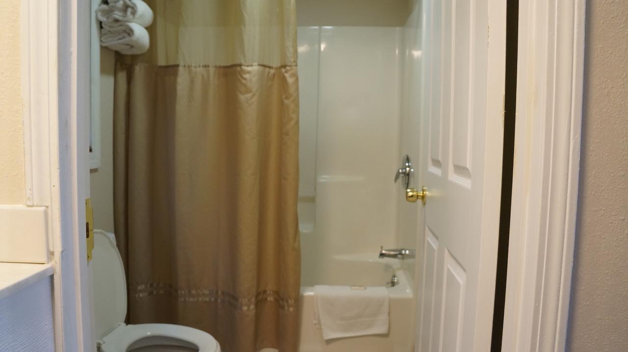 Best Stay Inn Plainville Exterior photo